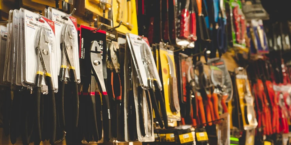 LO QUE NECESITA EL FERRETERO PARA CONVIVIR CON EL VIRUS